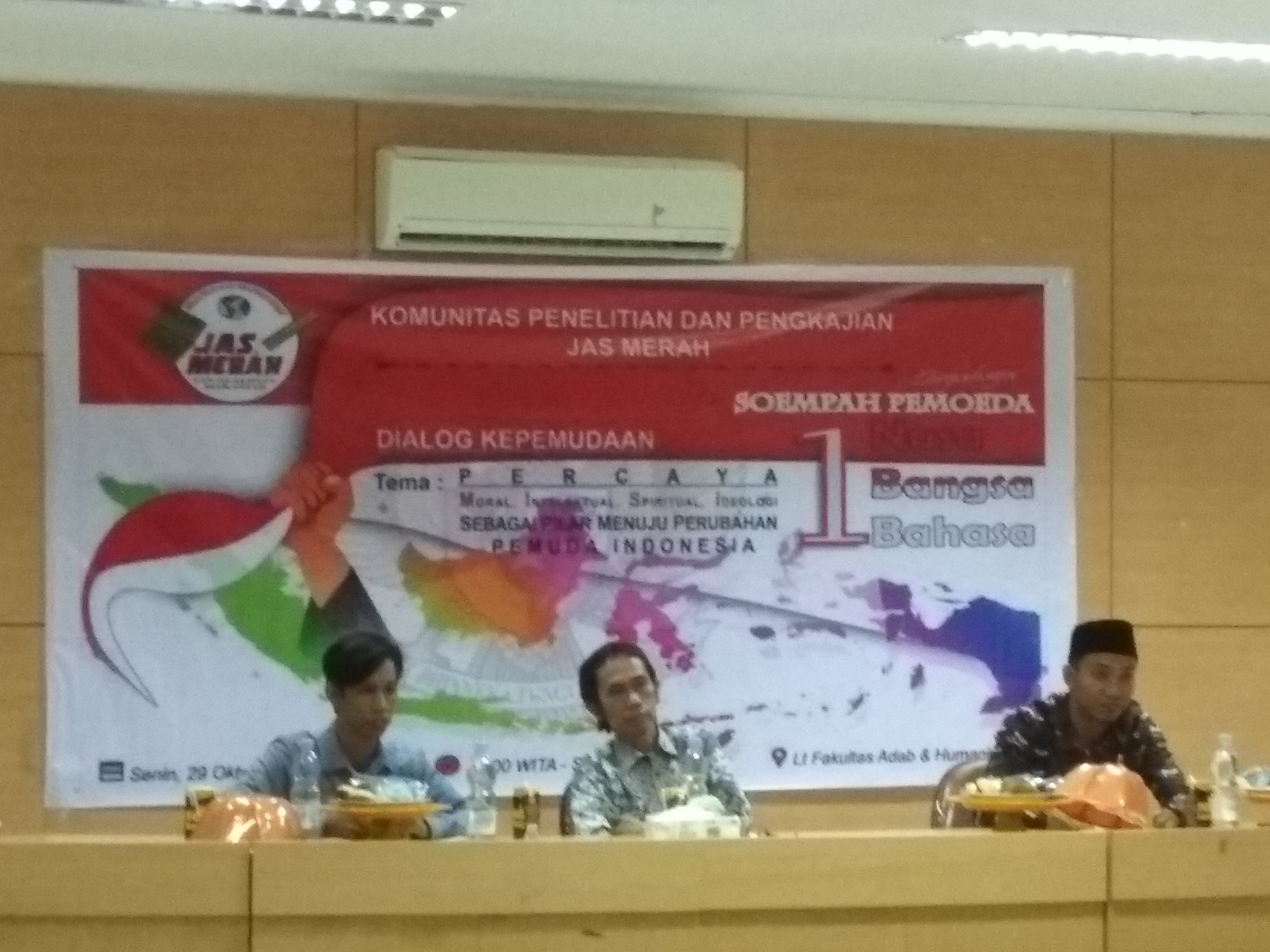 Gambar Dialog Sumpah Pemuda: Tawuran Mahasiswa Coreng Pemuda Hari Ini